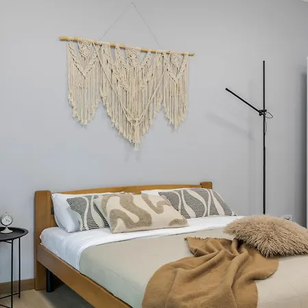 в новобудові жк з 40 Apartment Lviv