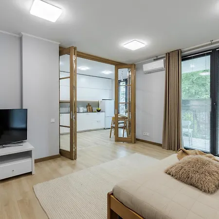 Apartment в новобудові жк з 40