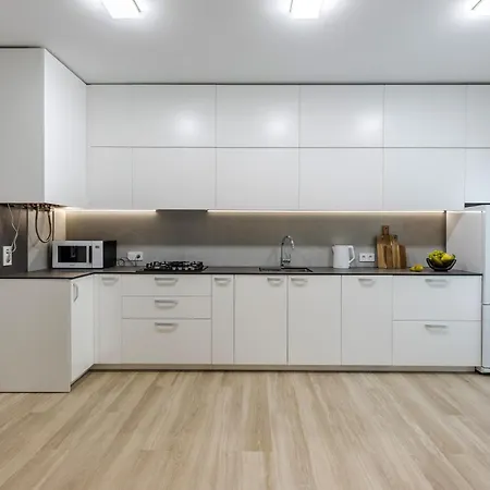 в новобудові жк з 40 Apartment Lviv