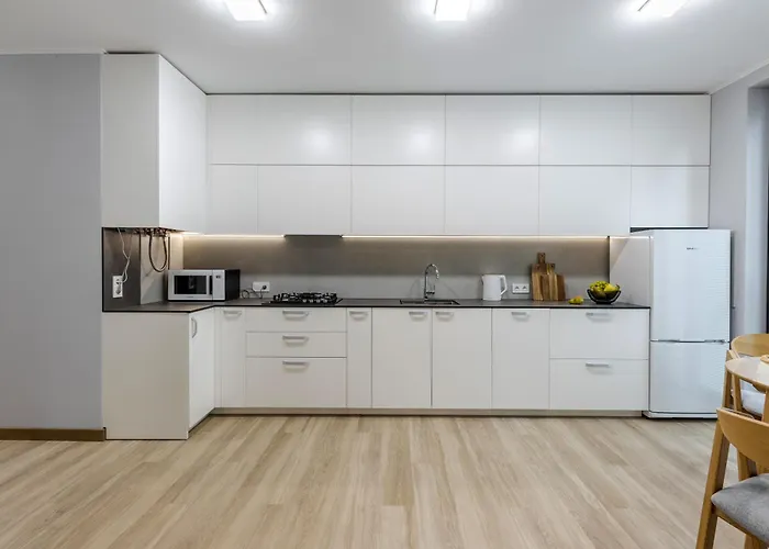 в новобудові жк з 40 Apartment Lviv